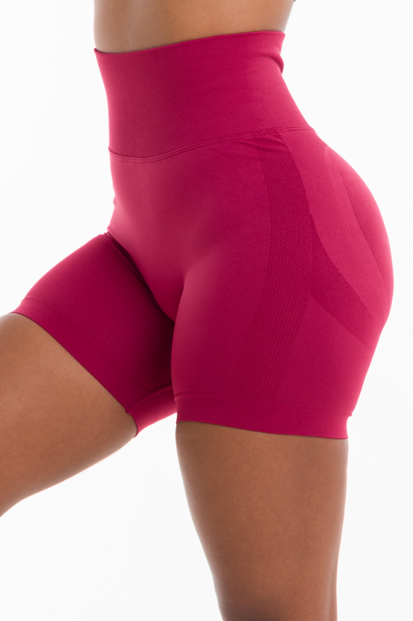 TONED - SEAMLESS SCRUNCH SHORTS – StrongByMinx